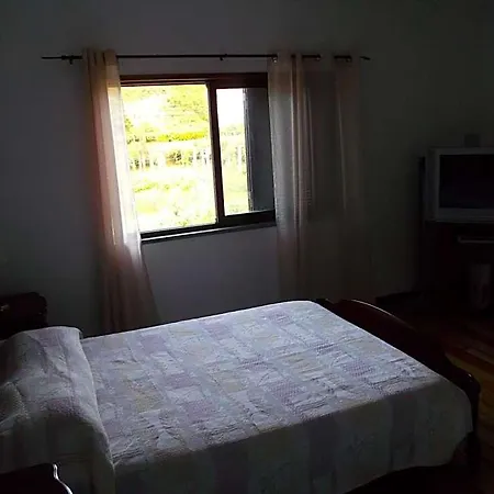 Hostel Constantino Al Paredes de Coura