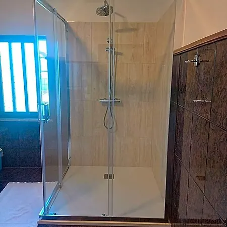 Hostel Constantino Al Paredes de Coura