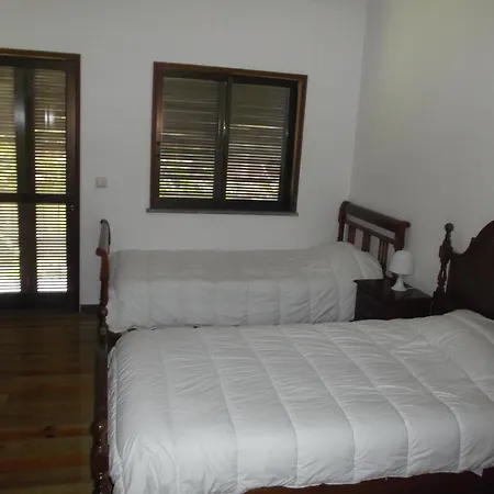 Constantino Al Paredes de Coura