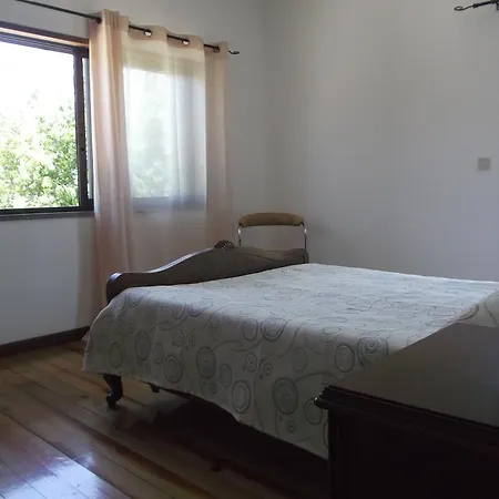 Constantino Al Paredes de Coura